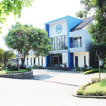 Pp University Cisarua Exterior foto